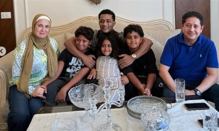 كل اللي إتقال عن إبني إشاعات محمد رمضان يعلن الصلح في أزمة نجله وصديقه 1 محمد رمضان