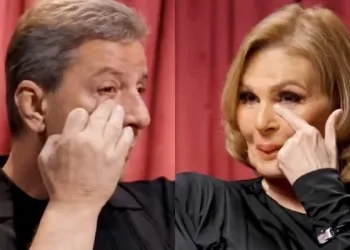 الفنانة يسرا