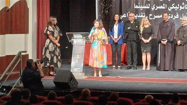 بالصور أول ظهور لـ إلهام شاهين بعد عودتها من العراق في المركز الكاثوليكي للسينما 1 إلهام شاهين في المركز الكاثوليكي