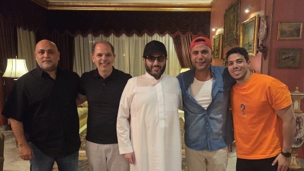 ماذا قال عادل إمام لتركي آل شيخ خلال زيارته لمنزل الزعيم وتعليق رئيس هيئة الترفيه السعودي 1 عادل إمام لتركي آل شيخ