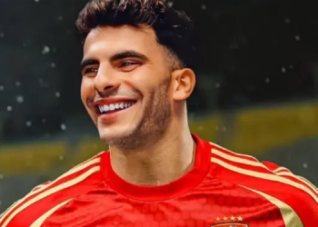 بالصورة أحمد سيد زيزو بهذا التصرف يفاجئ جماهير الأهلي ويستفز جمهور الزمالك 11 لاعب الأهلي