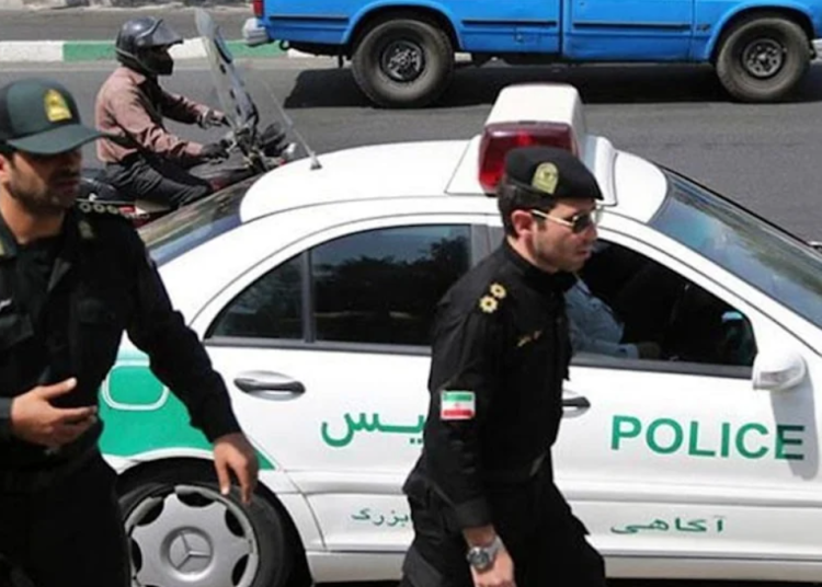 بالفيديو لحظة مطاردة الأمن الإيراني لسيارة تابعة للموساد في شوارع طهران 1 الأمن الإيراني