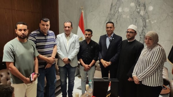 مليون جنيه تبرعات لأسرة سائق الشهامة من نجيب ساويرس و السعيد كامل 1 أسرة سائق الشهامة