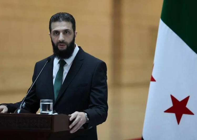 ماذا يحدث في سوريا اختفاء غامض للرئيس الشرع وتأجيل خطابه لوقت لاحق 1 الرئيس السوري أحمد الشرع