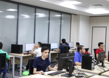 طلاب الثانوية العامة