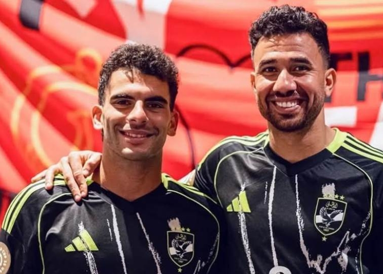بعد الكشف عن التلاعب في عقدي زيزو وتريزيجيه مفاجأة جديدة عن العقود الوهمية في الكرة المصرية 1 زيزو وتريزيجيه