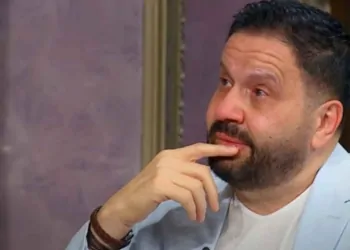 انتحال شخصية الفنانين