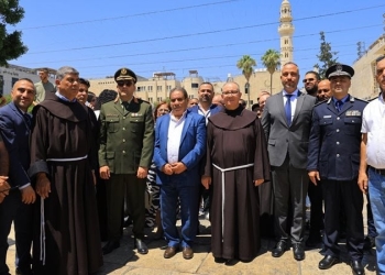 حارس الأراضي المقدسة