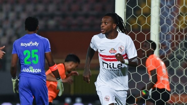 الزمالك يواصل الإنتصارات ويحقق فوز صعب على فاركو ويتصدر الدوري 1 موقف شيكو بانزا