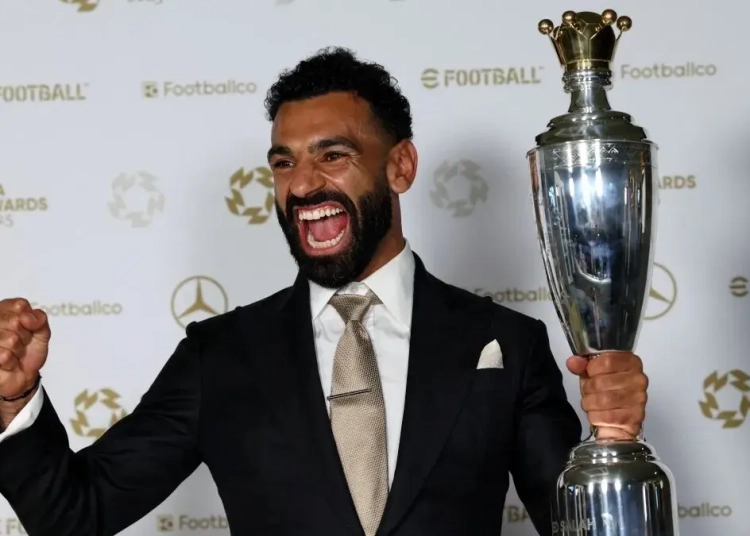 بالصور محمد صلاح يواصل كتابة التاريخ في الملاعب الإنجليزية للمرة الثالثة و5 جوائز فردية بموسم واحد 1 محمد صلاح