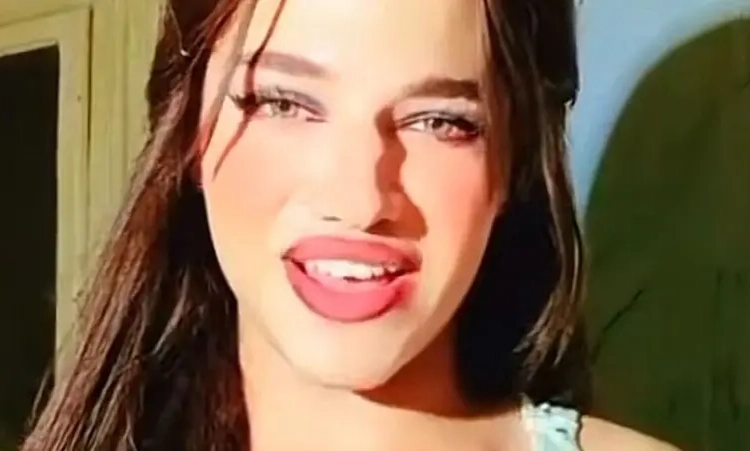 مفاجأة صادمة عقب القبض على البلوجر ياسمين ذكر تنكر لجذب الرجال 1 قرار بحبس البلوجر الشهير بـ ياسمين