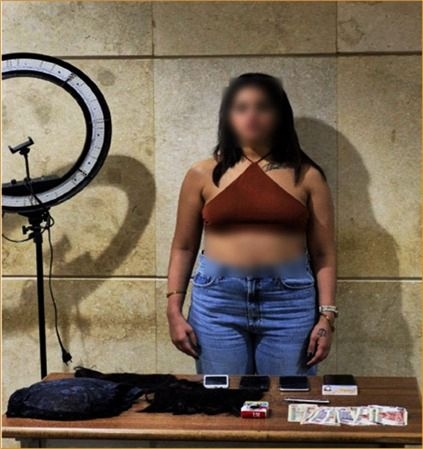 تفاصيل القبض على التيك توكر لي لي والأجهزة الأمنية تكشف التهم الموجهة إليها وما وجدوه معها 1 القبض على التيك توكر لي لي