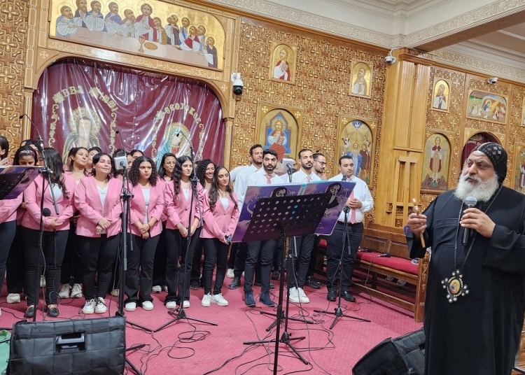 بالصور نهضة الأنبا برسوم العريان بالمعصرة تواصل فعالياتها بحضور الأنبا ميخائيل وبعض الاساقفة 1 نهضة الأنبا برسوم العريان