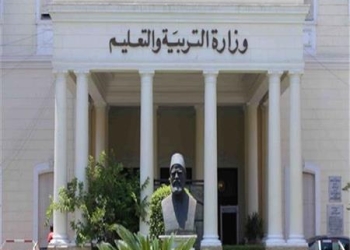 طلاب نظامي العمال والخدمات