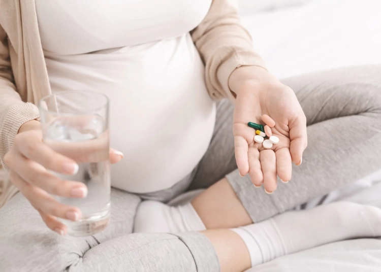 وزارة الصحة تحسم الجدل بالأدلة العلمية بشان الباراسيتامول للأم الحامل يسبب التوحد للطفل 1 وزارة الصحة تحسم الجدل