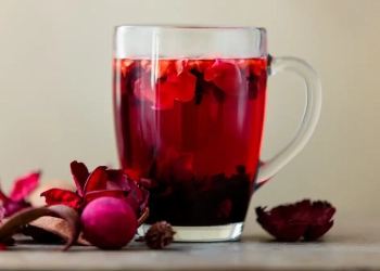 فوائد شرب الكركديه