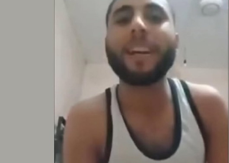 متشدد يهدد بحرق كنيسة في محافظة المنيا وبيعترف إنه حرق مزرعة لشخص قبطي 1 متشدد يهدد بحرق كنيسة