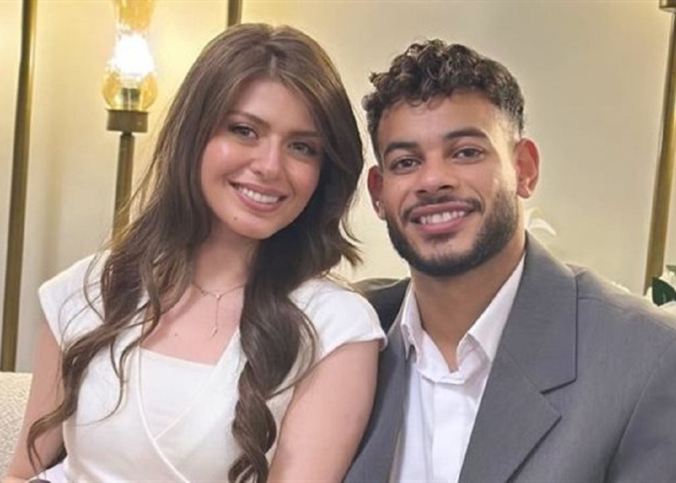 بالصور دونجا يحتفل بخطوبته في حفل عائلي بسيط بحضور عمر جابر 1 خطوبة دونجا