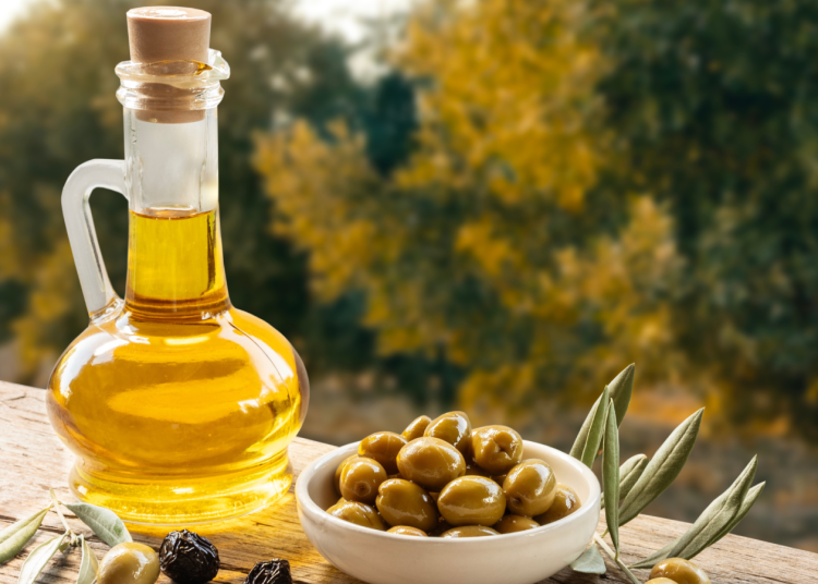 فئات ممنوعة من زيت الزيتون يسبب لهم مضاعفات خطيرة 1 فئات ممنوعة من زيت الزيتون