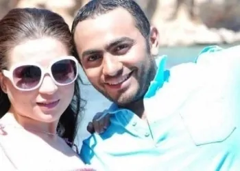 تامر حسني يوجه رسالة للفنانة مي عز الدين