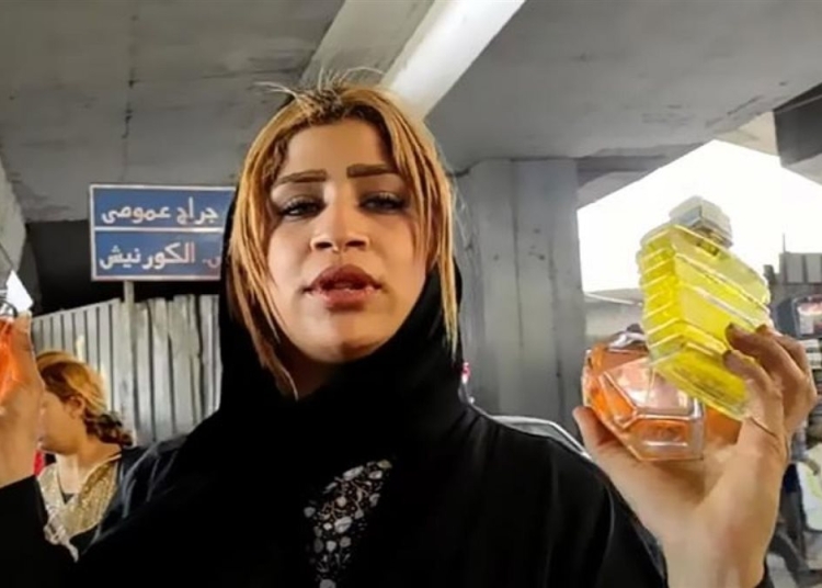 اعترافات قمر الوكالة قبل الحكم عليها في الفيديوهات الخادشة كنت عايزة أجذب المتابعين 1 اعترافات قمر الوكالة