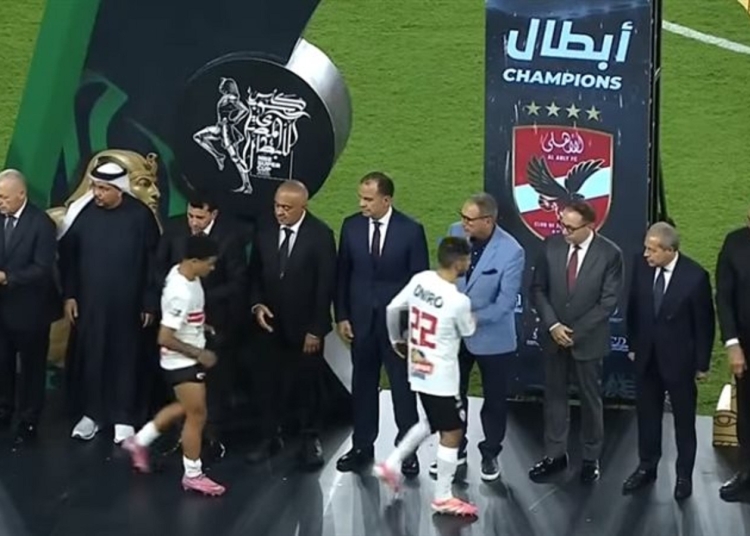 والد خوان بيزيرا يكشف عن السبب وراء تجاهل نجله مصافحة وزير الرياضة في مراسم السوبر المصري 1 خوان بيريزا