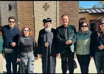 نجوم الفن في الكنيسة