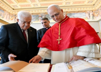بابا الفاتيكان والرئيس الفلسطيني