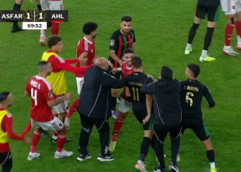 الاشتباك بين لاعبي الجيش الملكي والأهلي