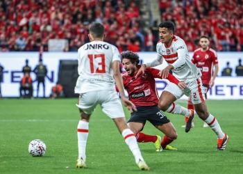 الأهلي يواصل الهيمنة ويحصد لقبه الـ16