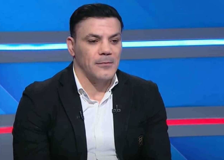 عمرو زكي أعاني نفسيا من هذا الشخص وأنا لازم أموت عشان تسألوا عني وهذه أسباب ابتعادي عن الساحة الرياضية 1 عمرو زكي