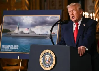 الرئيس الأمريكي دونالد ترامب لن تكون هناك إلا الأخبار الجيدة 11 دونالد ترامب يعلن بناء سفينة حربية
