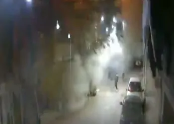 رعب في الجيزة انفجار ماسورة غاز في إمبابة يتسبب في انهيار أجزاء من عقار 8 انفجار ماسورة غاز