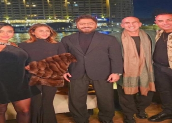 تامر حسني يطمئن جمهوره