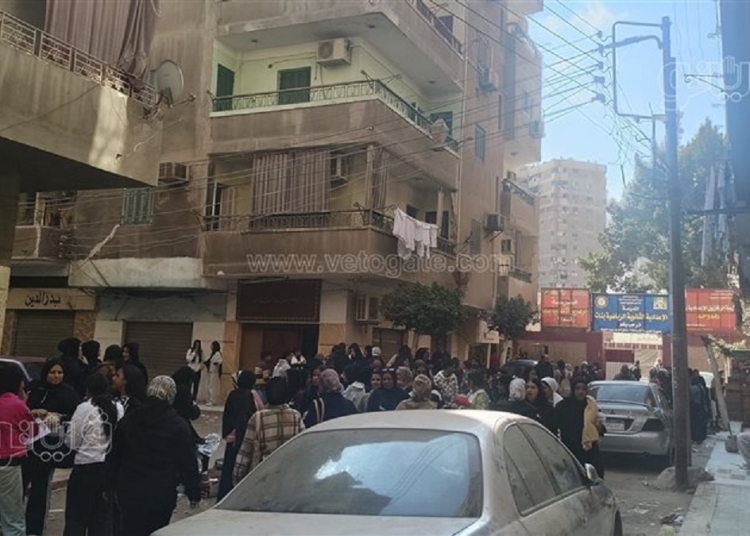 أولياء أمور يشتكون من تفتيش مهين لطالبات امتحانات الشهادة الإعدادية بمدرسة بالزقازيق وتعليم الشرقية تحقق 1 أولياء أمور يشتكون