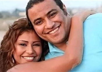 حكم قضائي يصدم عائلة شيرين عبد الوهاب السجن لـ شقيق الفنانة في واقعة تحطيم منزلها 9 شقيق شيرين عبد الوهاب يهدد
