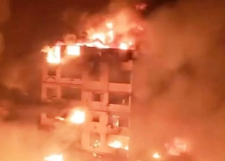 حريق الزرايب بالصور بطائرات الدرون الحماية المدنية تخمد نيران 1 حريق الزرايب