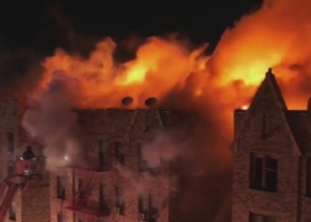جحيم في برونكس انفجار غاز يلتهم ناطحة سحاب بنيويورك وإخلاء مئات السكان وسقوط ضحايا 9 حريق برونكس