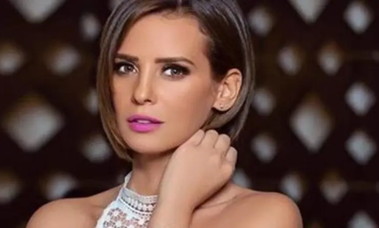 تغريدة غامضة لإيمان العاصي لم تمر مرور الكرام أحدثت إثارة كبيرة 1 تغريدة غامضة لإيمان العاصي