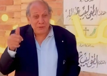 منير مكرم يخرج عن صمته برد ناري اللي بينتقدني يأكل عيالي 7 منير مكرم