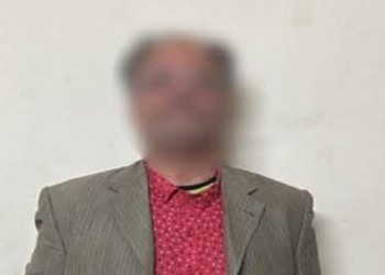 المرشد السياحي