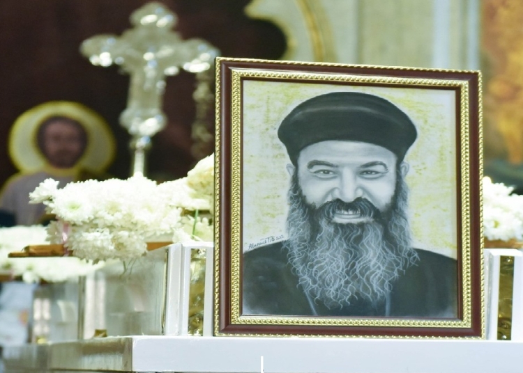 جدل واسع في الإسكندرية بعد شائعات إشهار إسلام القمص تادرس عطية الله قبل رحيله والكنيسة تحسم الجدل 1 القمص تادرس عطية الله