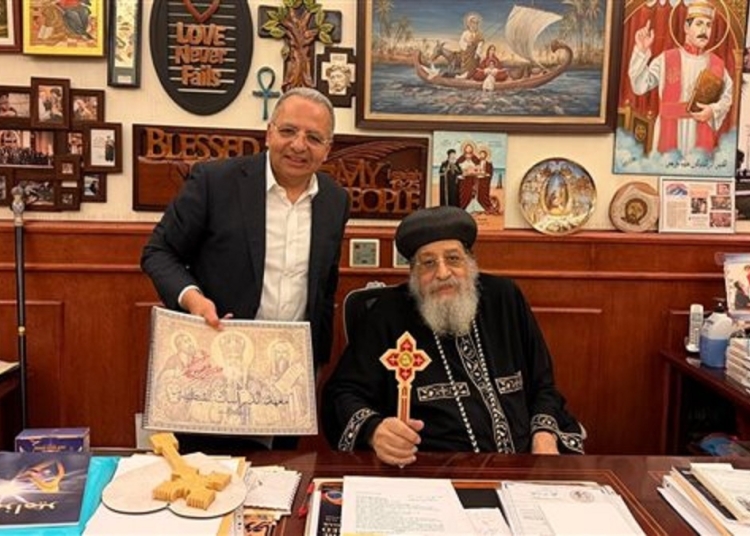 منارة العلم القبطي البابا تواضروس الثاني يرسم ملامح التطوير الأكاديمي بمعهد الدراسات القبطية 1 البابا تواضروس يستقبل عميد معهد الدراسات القبطية