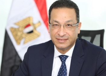 من هو وزير الإتصالات الجديد رأفت هندي عقب الإعلان عنه رسميًا 9 وزير الإتصالات الجديد رأفت هندي