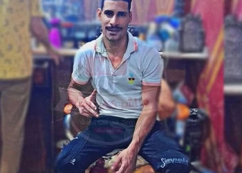 بالفيديو جريمة رشيد تهز القلوب تفاصيل الدقائق الأخيرة بين محمد وزوجته ضربته بالمقص وطلع يجري منها 10 محمد وزوجته ضربته بالمقص