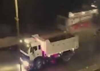 بالفيديو كارثة حادث طريق الكابلات دهس تريلا لدراجة نارية وصاحبها بالقاهرة شاهد عيان يكشف تفاصيل 14 دهس تريلا لدراجة نارية وصاحبها