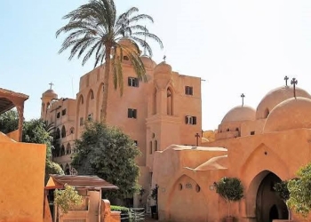 أديرة تعلن غلق أبوابها