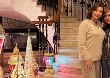 لميس الحديدي وسط عائلة عمرو أديب