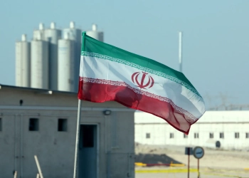 خنق الإنترنت بالعالم من خلال مضيق هرمز