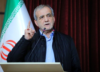 رئيس إيران يحدد شروط إنهاء الحرب